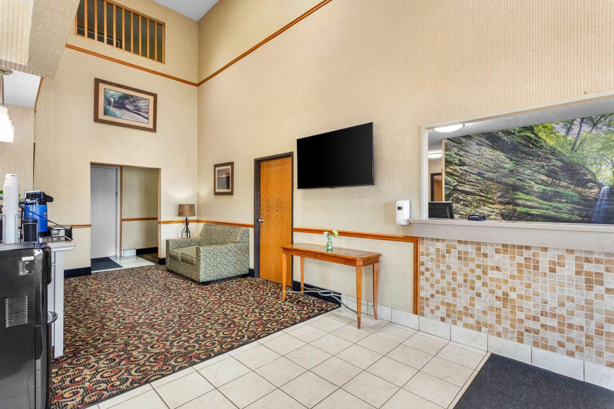 Western Hotel 3*